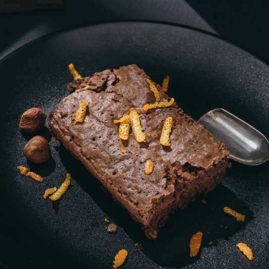 шоколадний торт