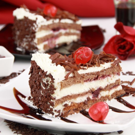 торт чорний ліс