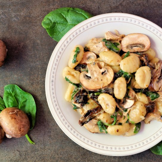 Ньокі з грибами і шпинатом