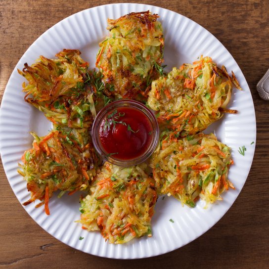 Млинці з цукіні і морвою