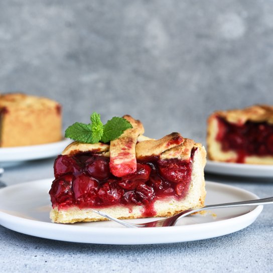 Пиріг з фруктами з компоту від Дарії Цвєк