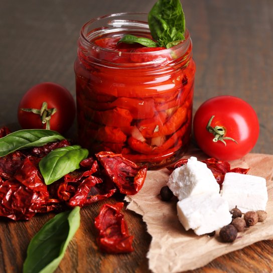 В'ялені томати в олії