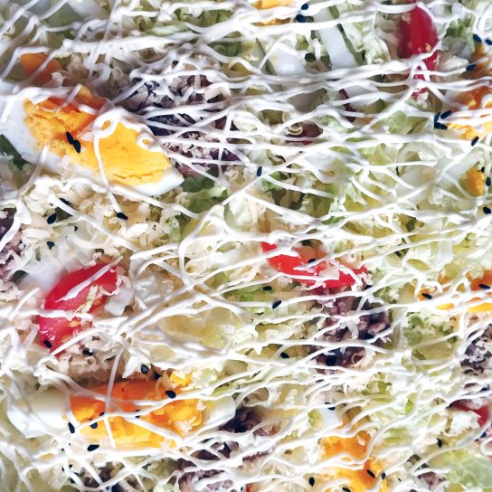 Салат з тунця і пекінської капусти