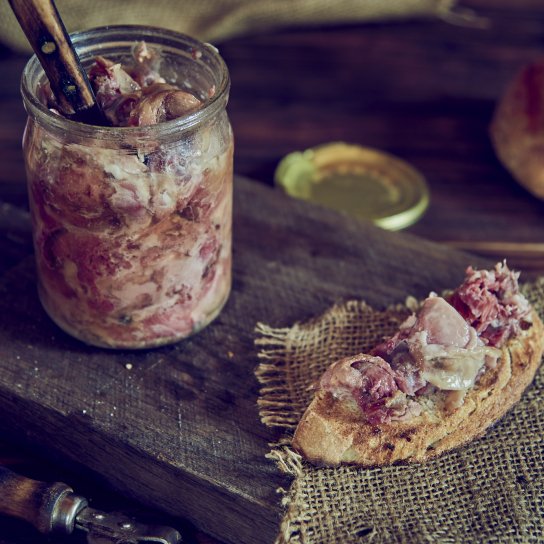 Тушенка из свинины