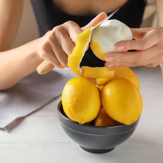 Цитрусові шкірки