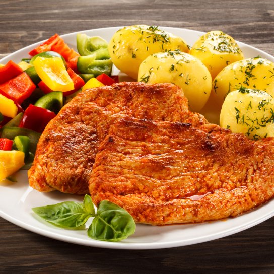 Вершкові свинячі биточки з гірчицею