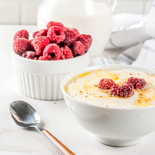 Манка на молоці