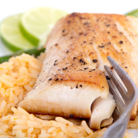 Минтай зі спеціями та рисом