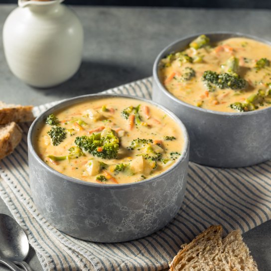 Суп з броколі