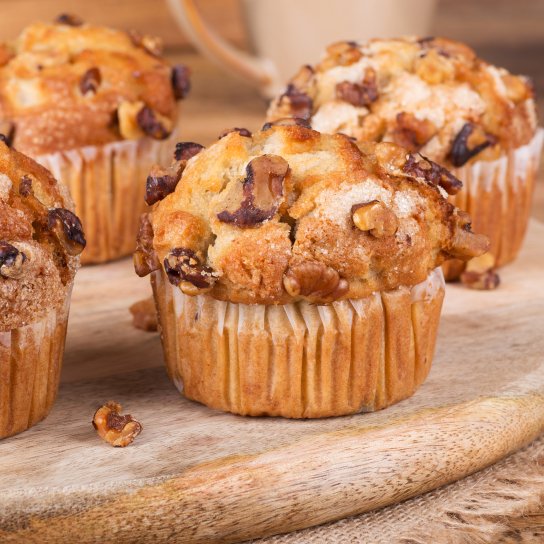 Горіхові мафіни з яблуками та морквою