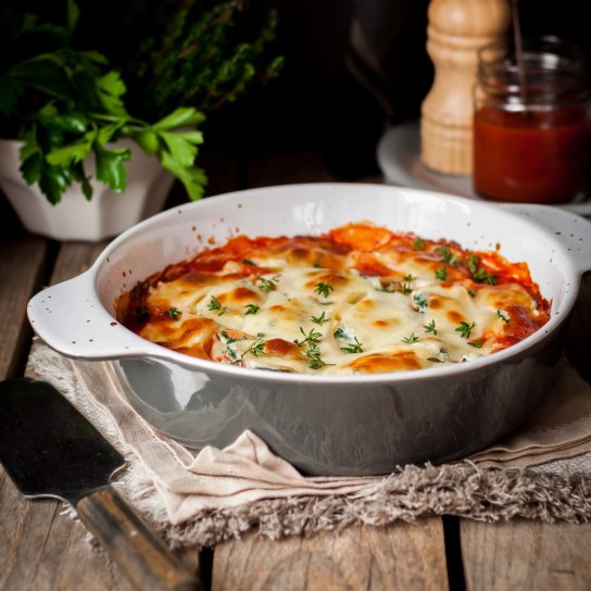 Болоньєзе під сиром