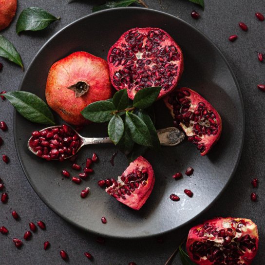 Страви з гранатом
