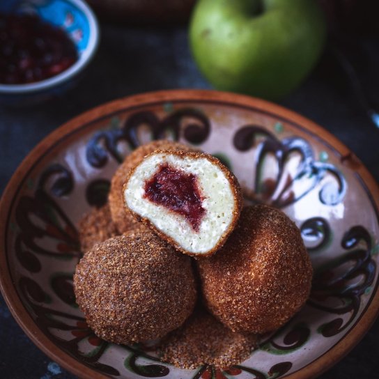 гомбовці з яблуками