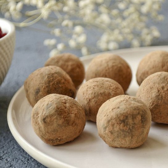 Шоколадні трюфелі в какао