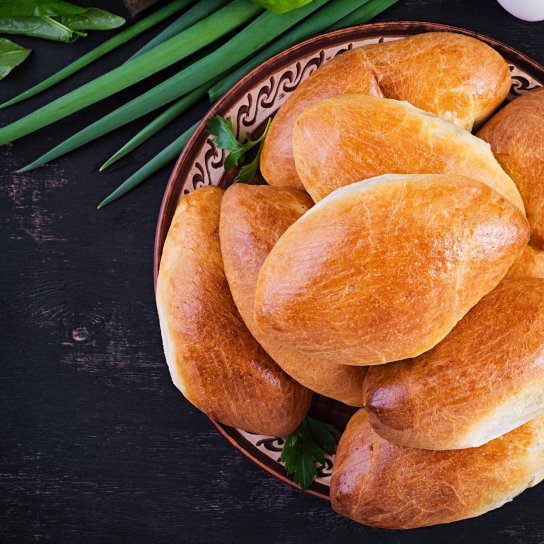 Пиріжки з яйцем і щавлем