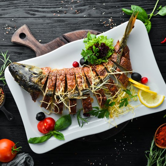 Как вкусно приготовить рыбу на новогодний стол — 10 праздничных рецептов