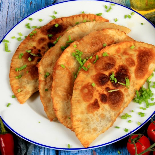 Чебуреки с сыром и зеленью