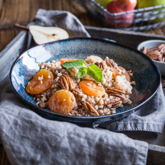 Цитрусова гречка з соусом