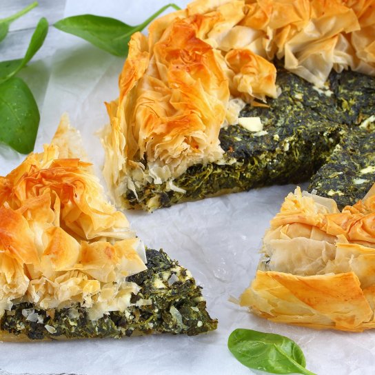 тарт з тіста філо зі шпинатом