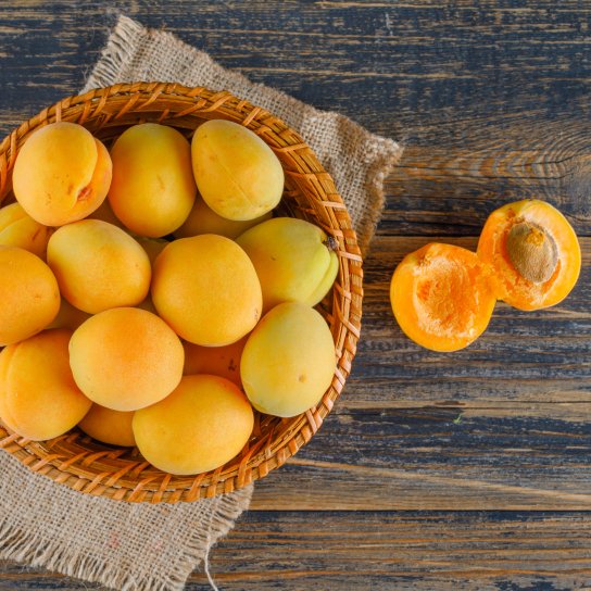 користь абрикосів