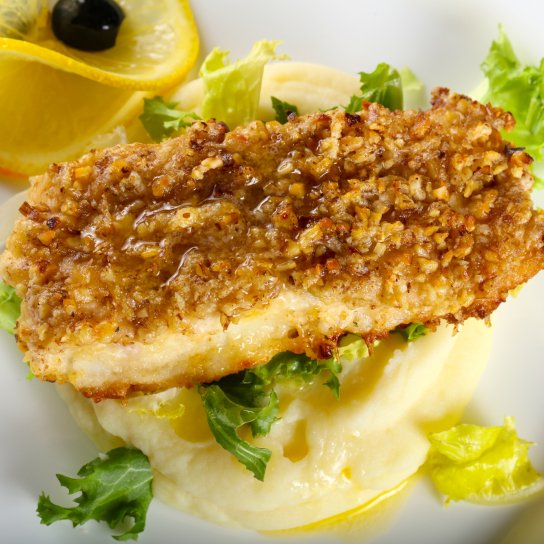 Тріска в паніровці з фісташок