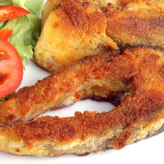 Обсмажений стейк з сазана