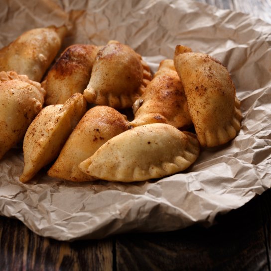 Смажені кальцоне з овочами