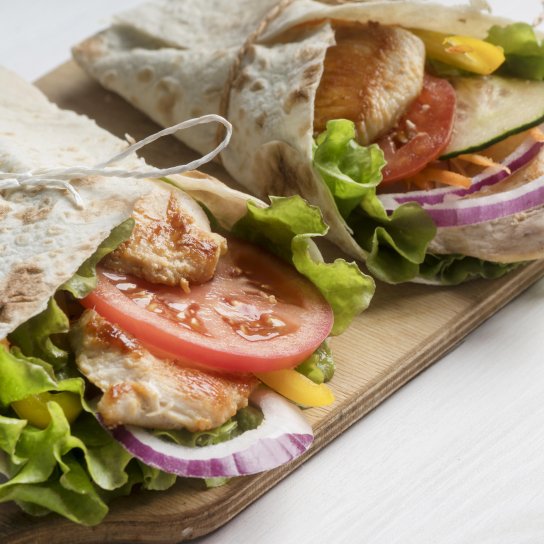 Шаурма з куркою в лаваші