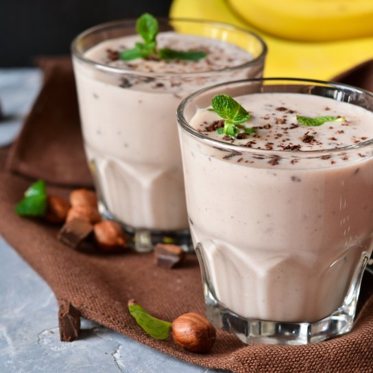 Банановий коктейль з корицею рецепт