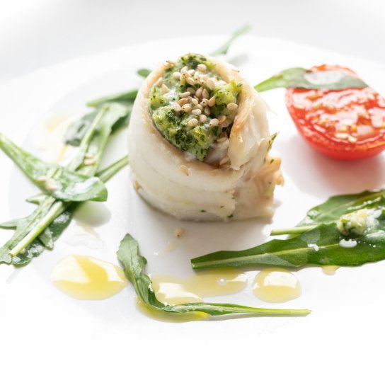 Рибні рулетики зі шпинатно-сирною начинкою