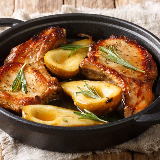 Свинячі відбивні по-віденськи