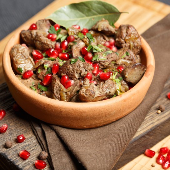 Куриная печень с гранатом по-грузински