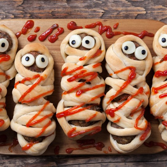 М’ясний рулет “Мумія” на Гелловін