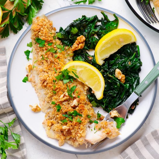 Минтай під сирно-горіховою скоринкою