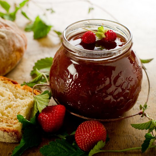 Полунично-апельсинове варення