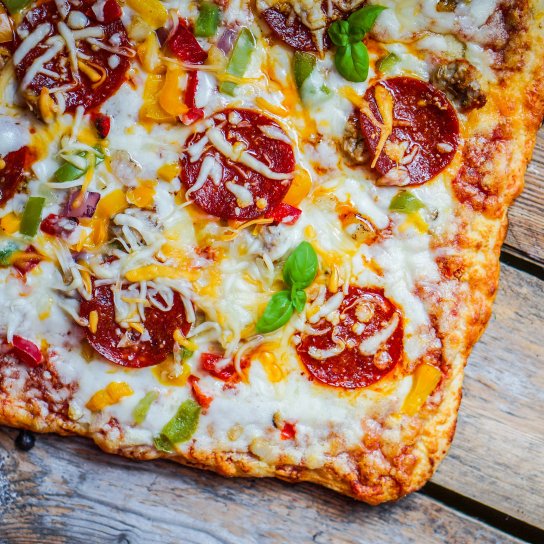 креп-піца на тонкому млинці