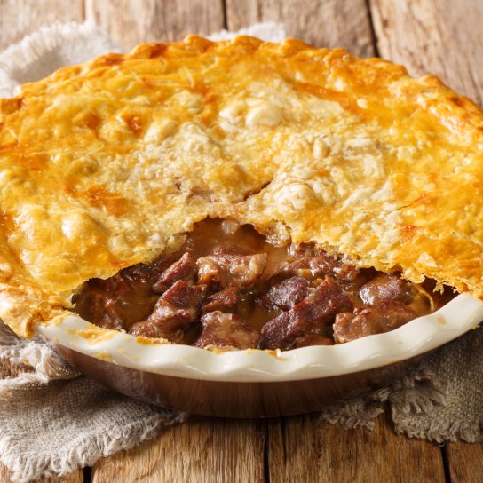 Пай з яловичиною та овочами