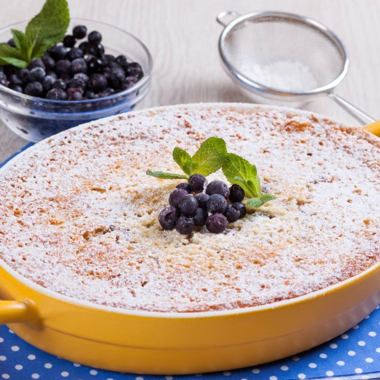 Манний пиріг з медом