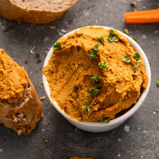 Намазка з моркви, оселедця і сирка