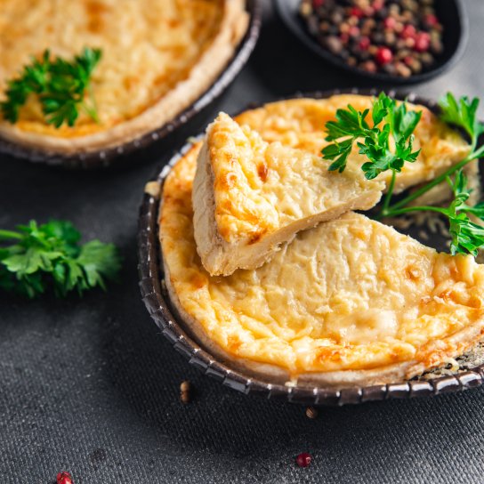 Пиріг з твердим сиром