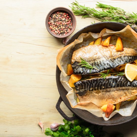 Запечена скумбрія в соєвому соусі