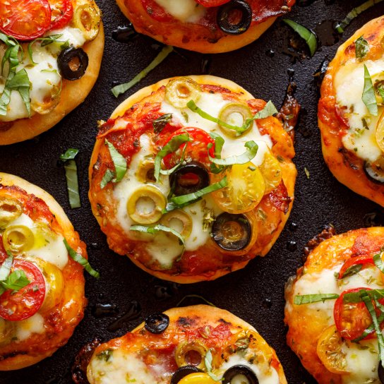 Цільнозернова сирна піца