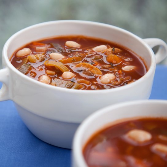 Суп з квасолею і фаршем