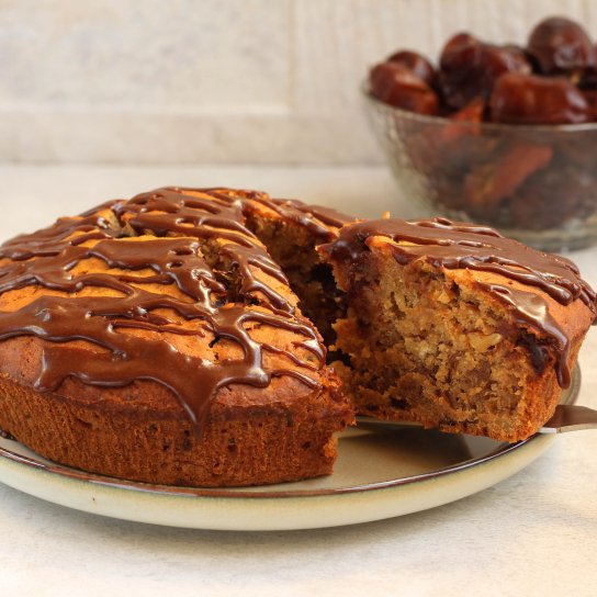 Шоколадно-финиковый пирог – рецепт