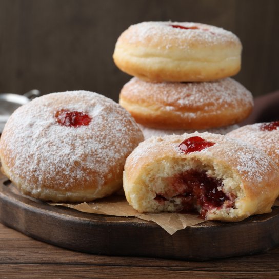 Пісні пампушки з джемом