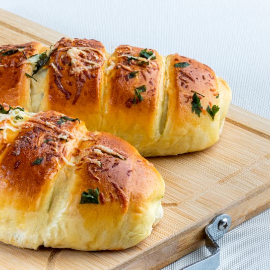 Батон з фаршем: м'ясний пиріг