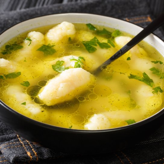 Курячий суп з галушками