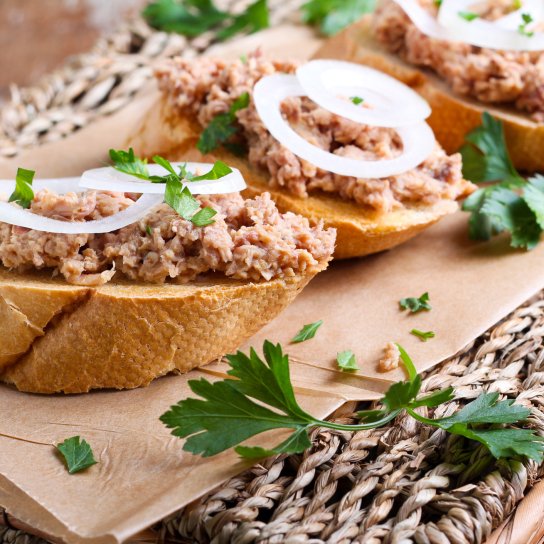 паштет з тунцем