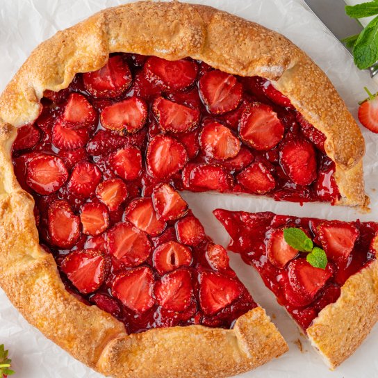 Випічка з полуницею