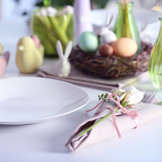 великодній святковий стіл